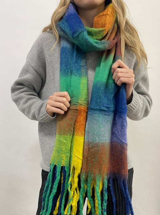 Soft Chunky Checked Scarf with Tassels in Blue Multi