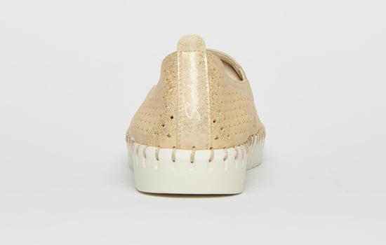 Skechers Memorable Memory Foam Womens
