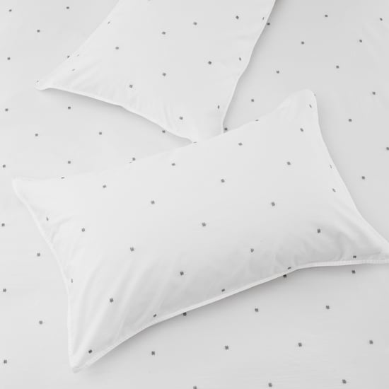 Strand Housewife Pillowcase Set