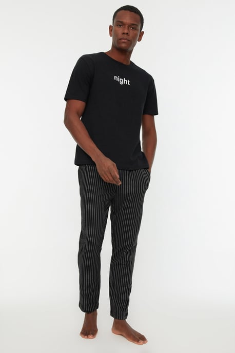 Trendyol Herrar Crew Neck Pyjamas Set - Image 2
