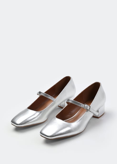 Wheres That From Womens 'Oslo' Low Block Heel With Strap And Square Toe