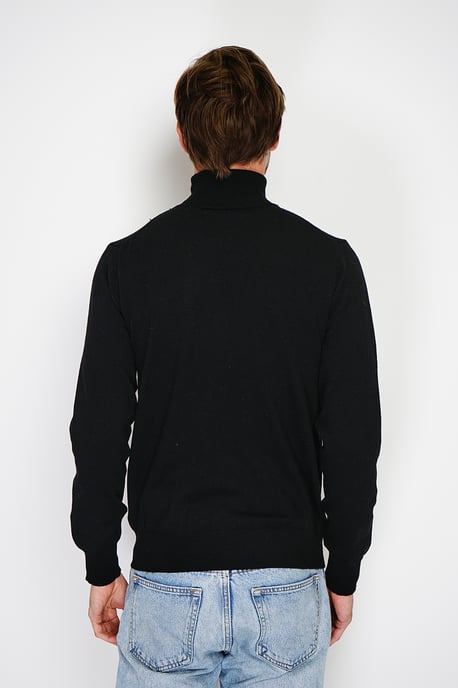 GB - William de Faye - turtleneck - Black - Image 2