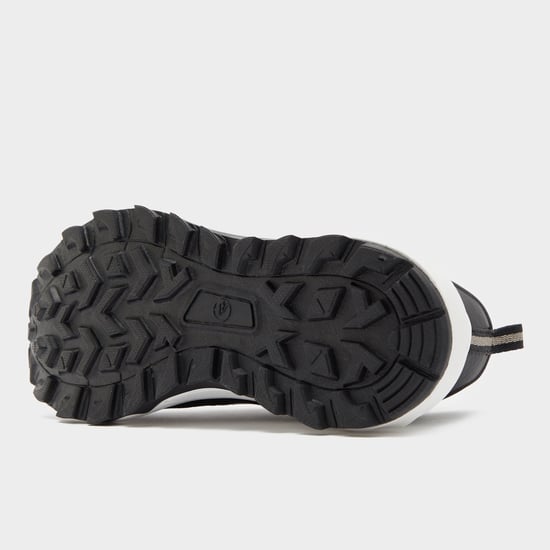 Women's Nas Trail Waterproof Walking Shoe