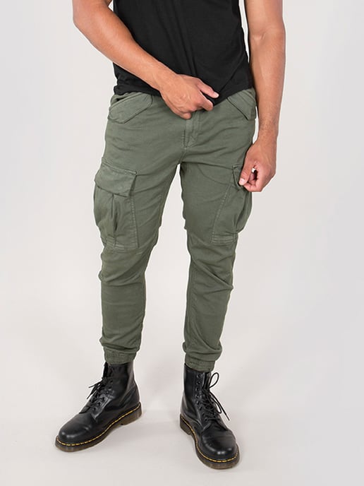 Men's Alpha industries Airman Cargo Pants in Green - Image 1