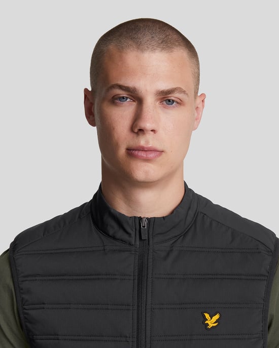 Lyle & Scott Sports Hybrid Double Baffle Gilet Black