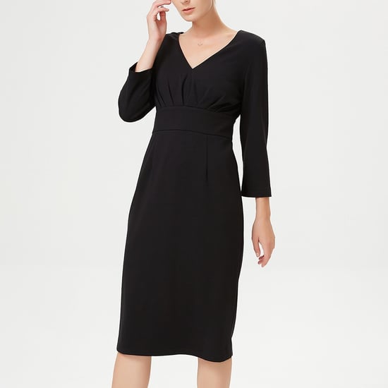 Adjusted V -neck Dress and folds on chest - Image 3