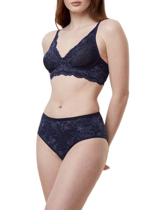 Amourette Charm Non-Wired Plunge Bra