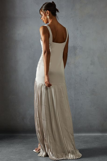 Premium Satin Square Pleated Skirt Bridesmaid Dress