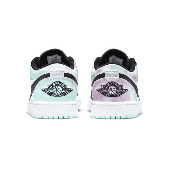 Nike Air Jordan 1 Low SE Trainers, White/Mint Foam/Black