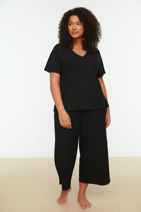 Trendyol Vrouw/Meisje V-hals Pyjamaset in grote maten 2 pak - Image 2