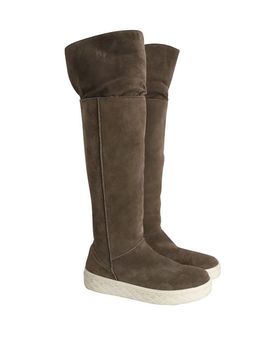 Moncler Knee Shearling Lined Boots in Grey Suede - Image 3
