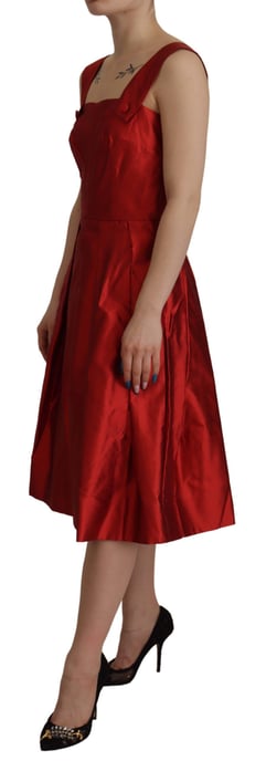 Dolce & Gabbana Röd A-linjeformad Plisserad Satin Silke Klänning för Kvinnor - Image 2