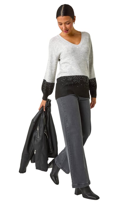 Colour Block V-Neck Boyfriend Jumper