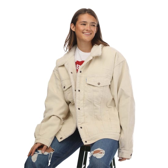 Women's Levis Plus 90s Sherpa Trucker Jacket in Cream