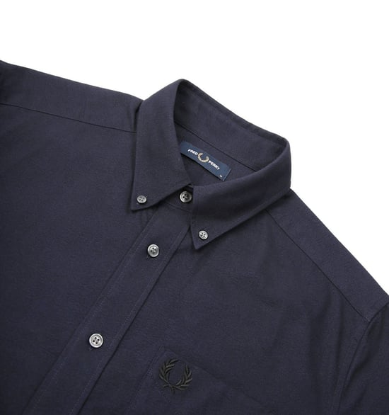 Fred Perry Branded Pocket French Marinblå långärmad Oxfordskjorta - Image 3