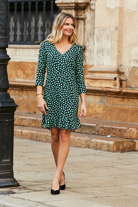 Black & Mint Green Heart Print Ruffle Hem Shift Dress
