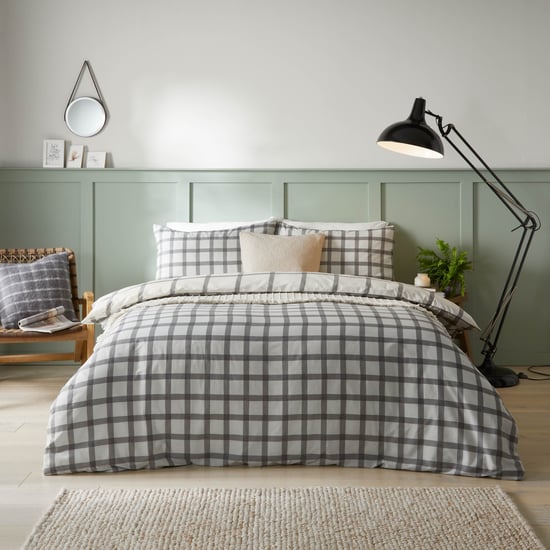 furn. Canberra Check Duvet Cover Set - Image 1