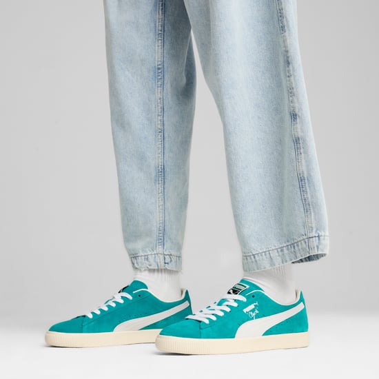 PUMA Unisex Clyde OG Sneakers - Image 3