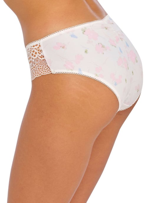 Daydreaming Brief