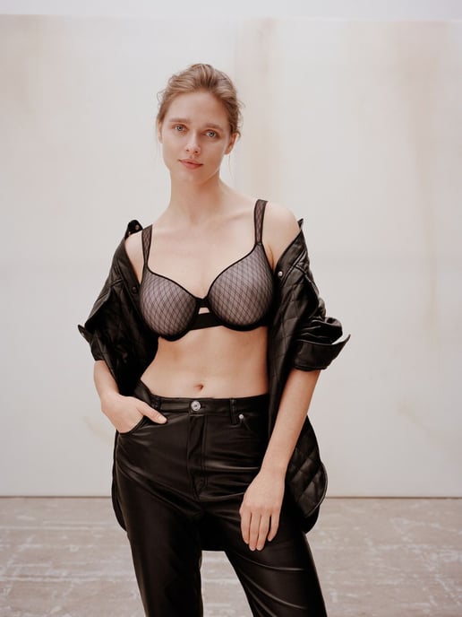 Smooth Lines Covering Memory Bra