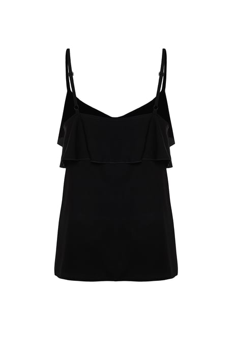 Trendyol Dam Spaghetti Band Enkel Plus Size Blus - Image 6