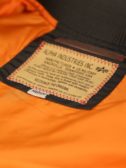 Alpha Industries Heren MA-1 TT Bomberjack in Zwart - Image 5