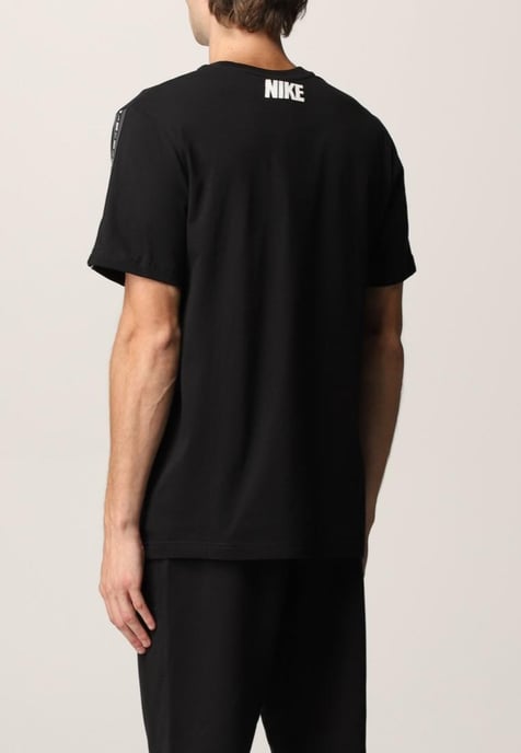 Nike Sportswear Repeat T-shirt Club in zwart - Image 2