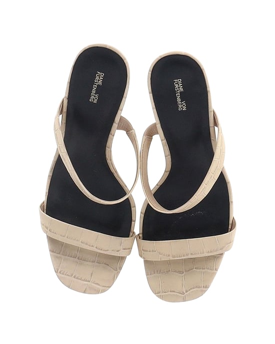 Diane Von Furstenberg Vivienne Croc-Effect Wedge Sandals in Beige Leather - Image 5
