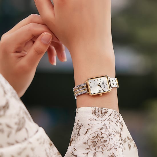 VICTORIA HYDE Rectangle Ladies Watch Green Dial Analogue Quartz Wristwatch with Stainless Steel Bracelet, light gold