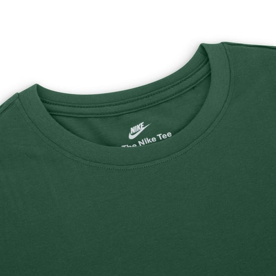 Nike Sportswear Men's Club T Shirt Gorge Green - Image 3
