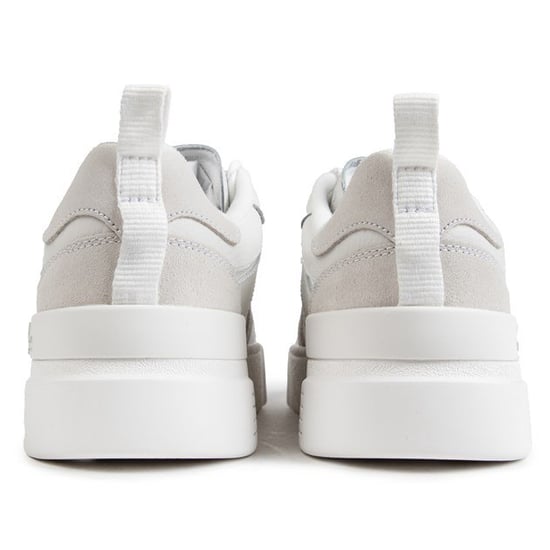Lacoste L002 Trainers - Image 3