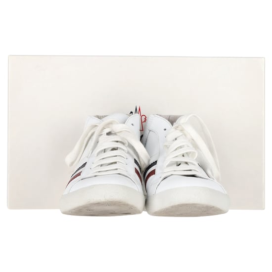 Moncler Monte Carlo Randiga Högtoppssneakers i Vitt Läder - Image 2