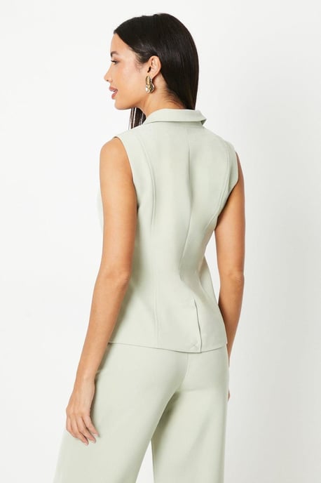 Sleeveless Collar Detail Blazer