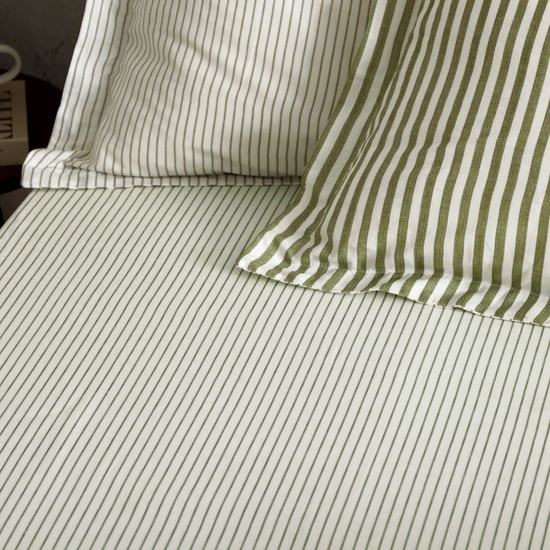 Yard Hebden 100% Cotton Narrow Stripe Fitetd Sheet - Image 2