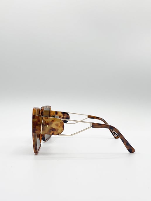 Oversized Square Sunglasses With Temple Frame Detail