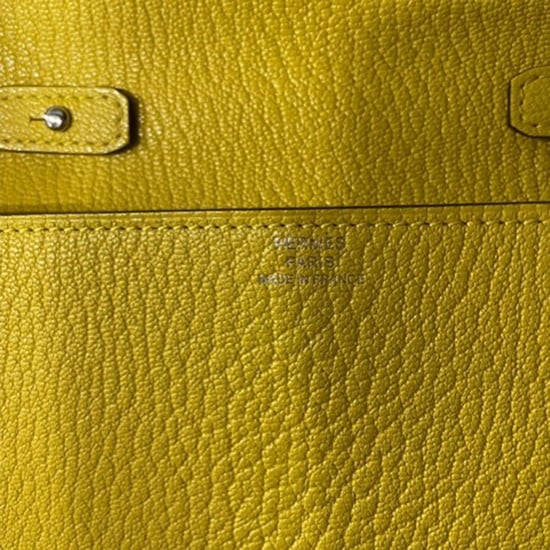 Hermes Cinhetic To Go Shoulder Bag in Yellow Leather - Image 6