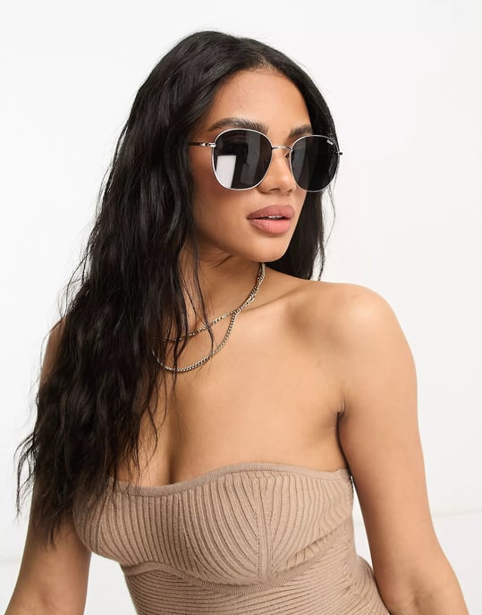 Quay Mens Jezabell Round Sunglasses In Gold/Smoke - Image 2