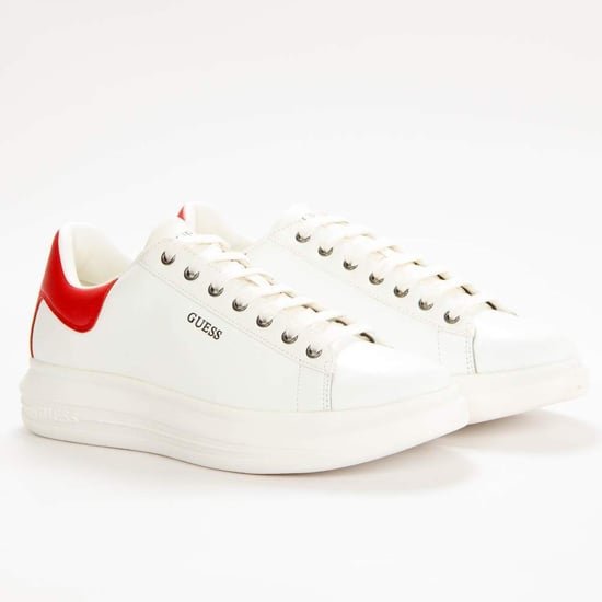 Guess Herr Klassiska Logo Sneakers - Image 1