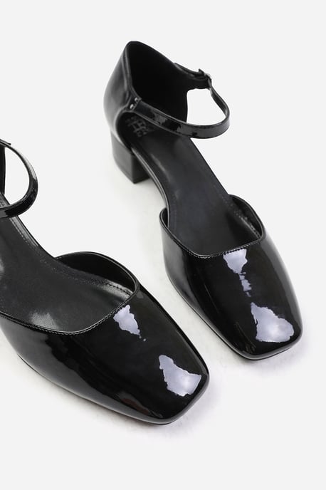 Wheres That From Womens 'Peony' Square Toe Low Block Heel With Strap
