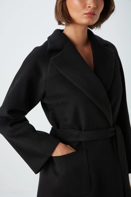 Classic Coat in Black - Image 5