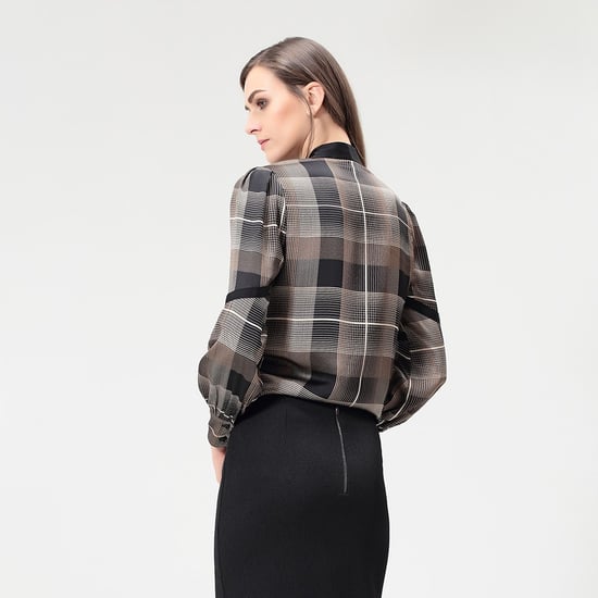 Tartanskjorta med Ascot-slips - Image 4