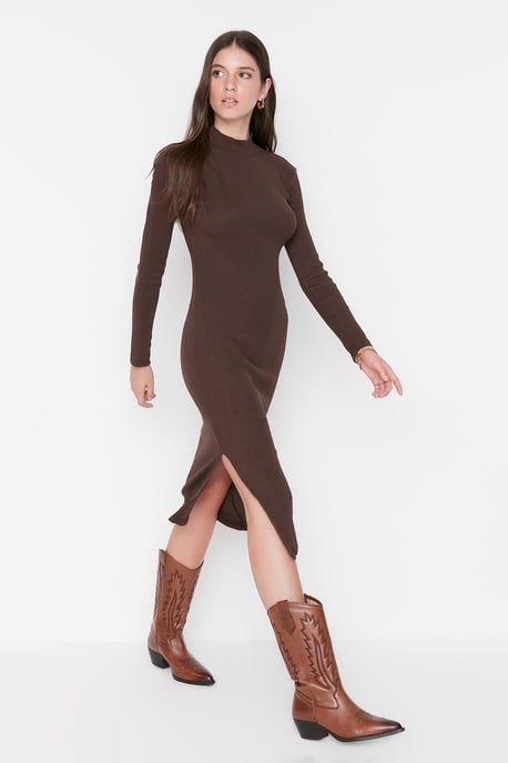 Trendyol Damen Stående Krage Bodycone Midiklänning - Image 3