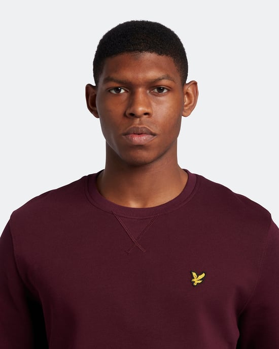 Lyle & Scott Crew Neck Sweatshirt in Burgundy - Image 4