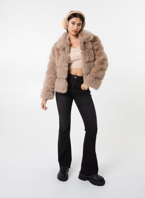 Cropped Fur Pelted Jacket - Image 3