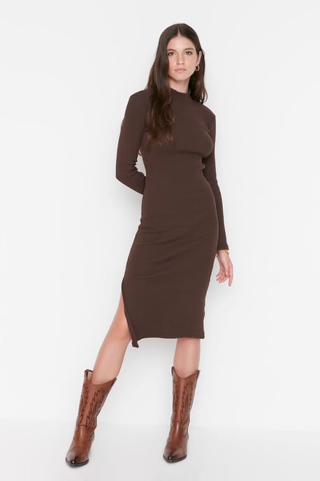 Trendyol Damen Stående Krage Bodycone Midiklänning - Image 1