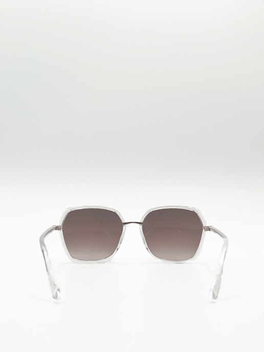 Plastic frame oversized sunglasses