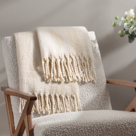 Hoem Meta Jacquard Tasselled Throw - Image 4