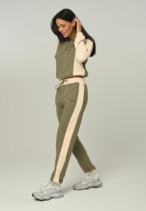 Tom Barron Ladies 'Beautiful' Embroidered Modern Tracksuit
