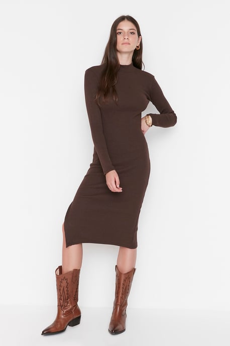 Trendyol Damen Stående Krage Bodycone Midiklänning - Image 4