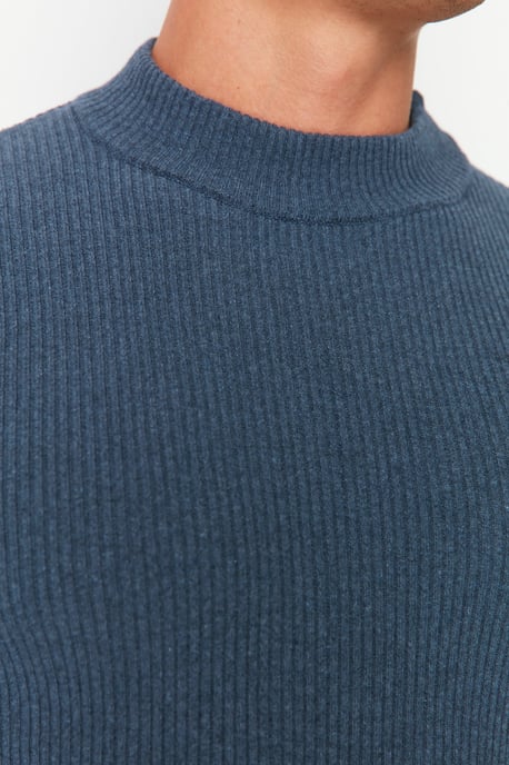 Trendyol Men's  Straight  Sweater - Image 4